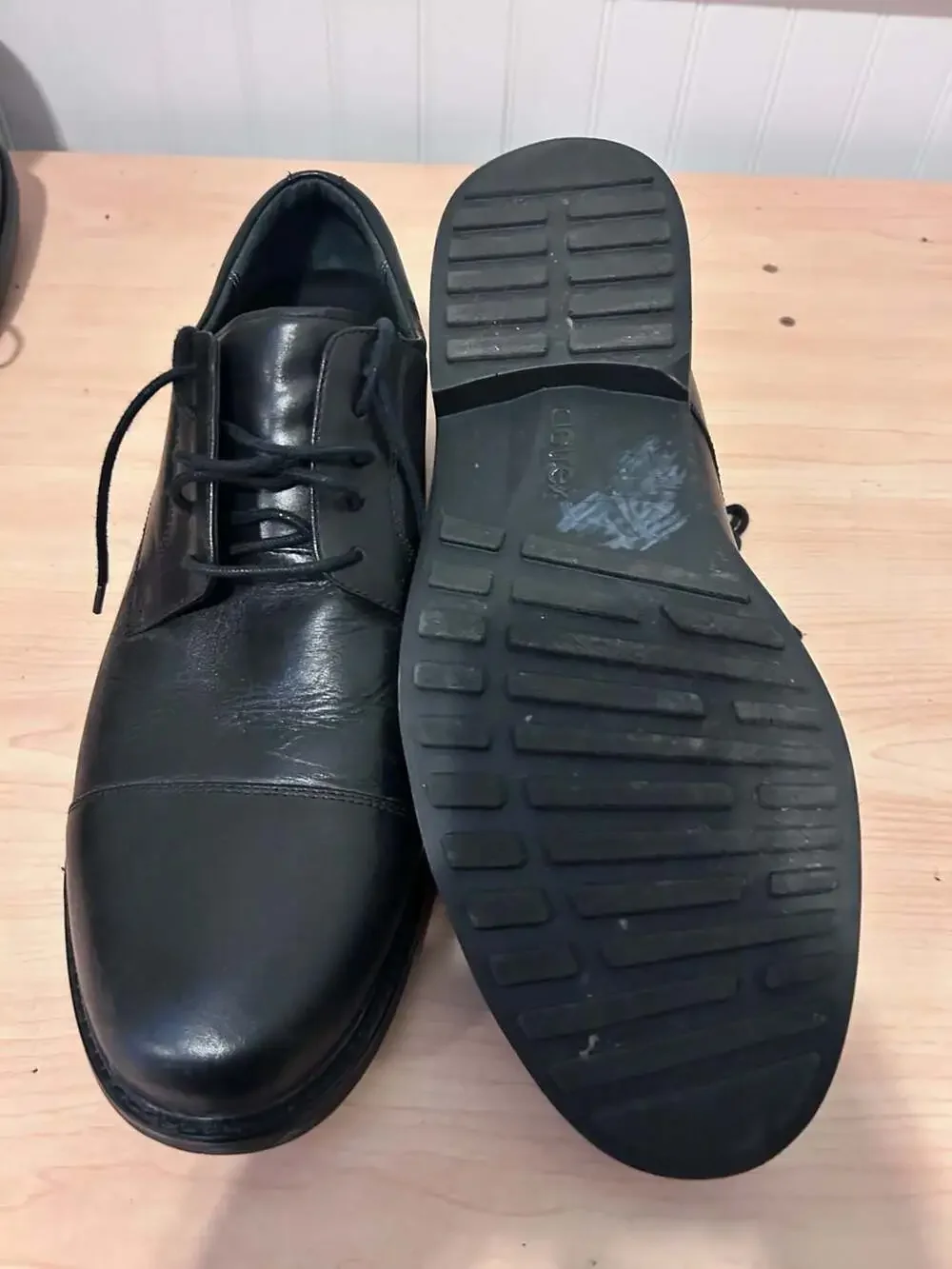 Aetrex black leather